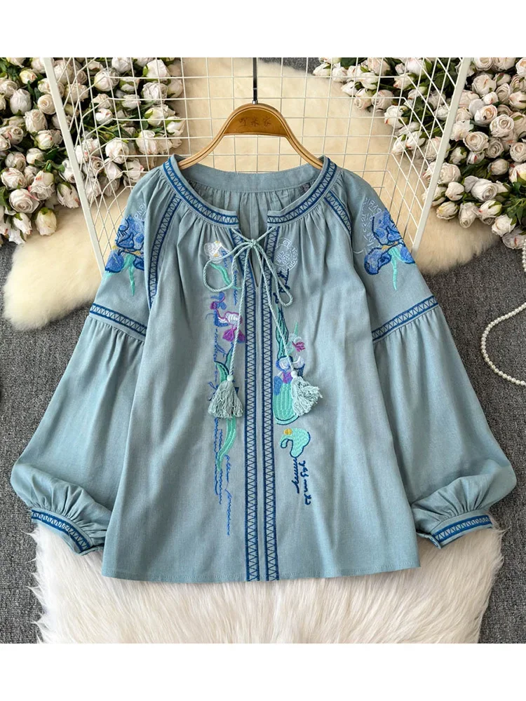 Women's Autumn Blouse Fashionable Retro Ethnic Style Top with Iris Embroidery Travel Long Sleeved Shirt Cotton Linen Top BL028
Women's Autumn Blouse Fashionable Retro Ethnic Style Top with Iris Embroidery Travel Long Sleeved Shirt Cotton Linen Top BL028