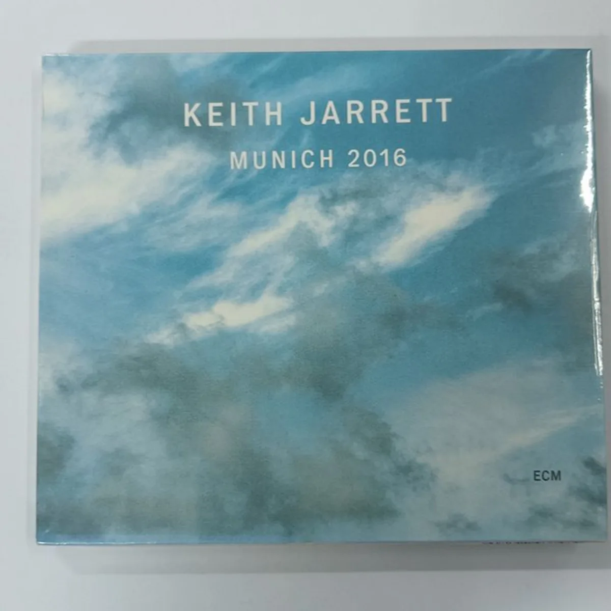 Keith Jarrett Munich 2016 - Iconic Timeless Jazz Piano Solo Live Improvisation Recording ECM Records Audiophile CD Album for Fan
Keith Jarrett Munich 2016 - Iconic Timeless Jazz Piano Solo Live Improvisation Recording ECM Records Audiophile CD Album for Fan