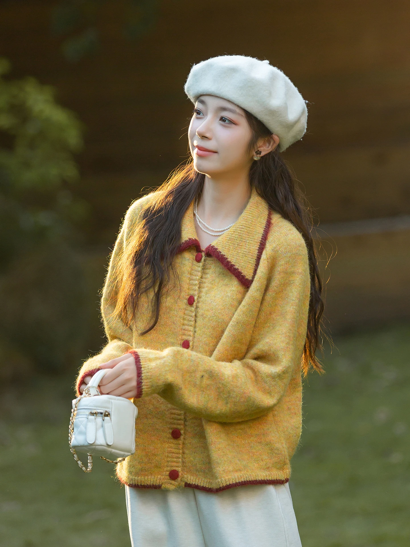 Желтый вязаный свободный женский свитер-кардиган в винтажном стиле с цветными блоками, осенне-зимний повседневный однотонный свитер в стиле Левого берега
Желтый вязаный свободный женский свитер-кардиган в винтажном стиле с цветными блоками, осенне-зимний повседневный однотонный свитер в стиле Левого берега