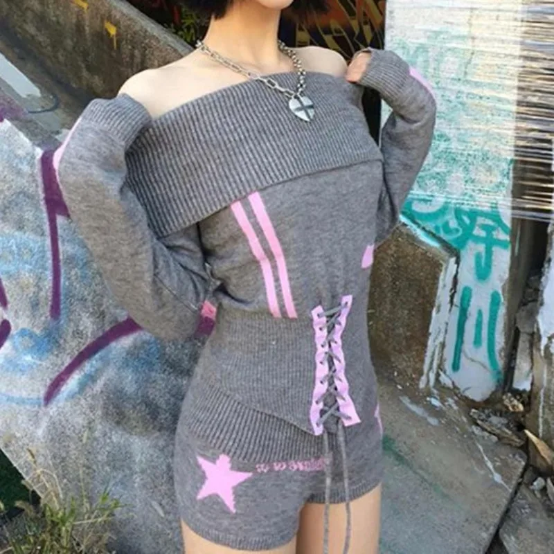 American Style Vintage Sets Woman Off Shoulder Knitted Sweater + Slim Shorts Harajuku Y2k Fashion Suit Fashion Clothing Spring
American Style Vintage Sets Woman Off Shoulder Knitted Sweater + Slim Shorts Harajuku Y2k Fashion Suit Fashion Clothing Spring