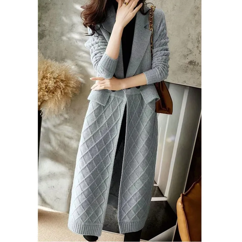Long Cashmere Cardigan Female Autumn and Winter New Over-the-knee Slimming Thickened Wool Coat Knitted Sweater
Long Cashmere Cardigan Female Autumn and Winter New Over-the-knee Slimming Thickened Wool Coat Knitted Sweater
