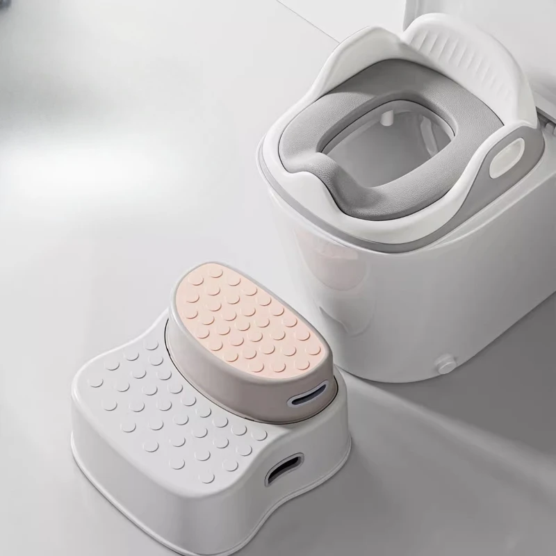 Removable Children's Toilet Seat Adapter,Potty Training Step Stool Handles,Anti-Slip Commode Ring,Toddler Sanitary Assistant
Removable Children's Toilet Seat Adapter,Potty Training Step Stool Handles,Anti-Slip Commode Ring,Toddler Sanitary Assistant