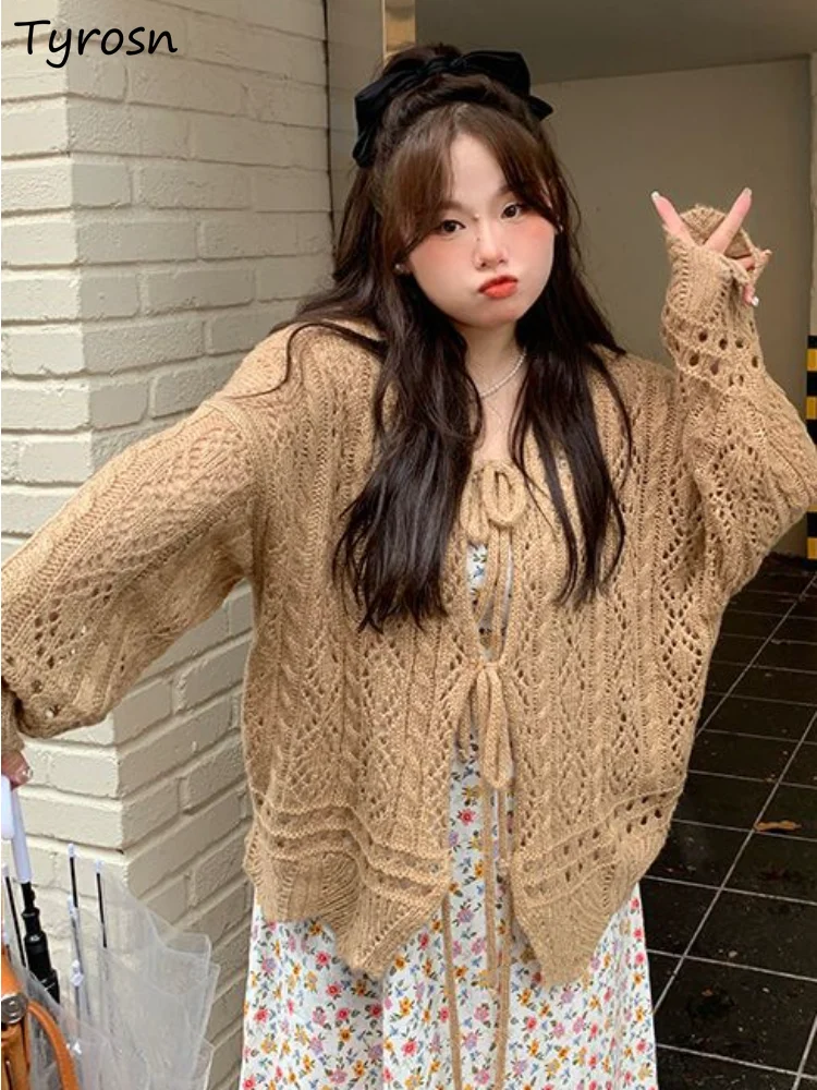 Cardigan Women Hollow Out Daily Loose Leisure Students Designer Solid Fashion Autumn Comfortable Sweater Korean Style Simple New
Cardigan Women Hollow Out Daily Loose Leisure Students Designer Solid Fashion Autumn Comfortable Sweater Korean Style Simple New