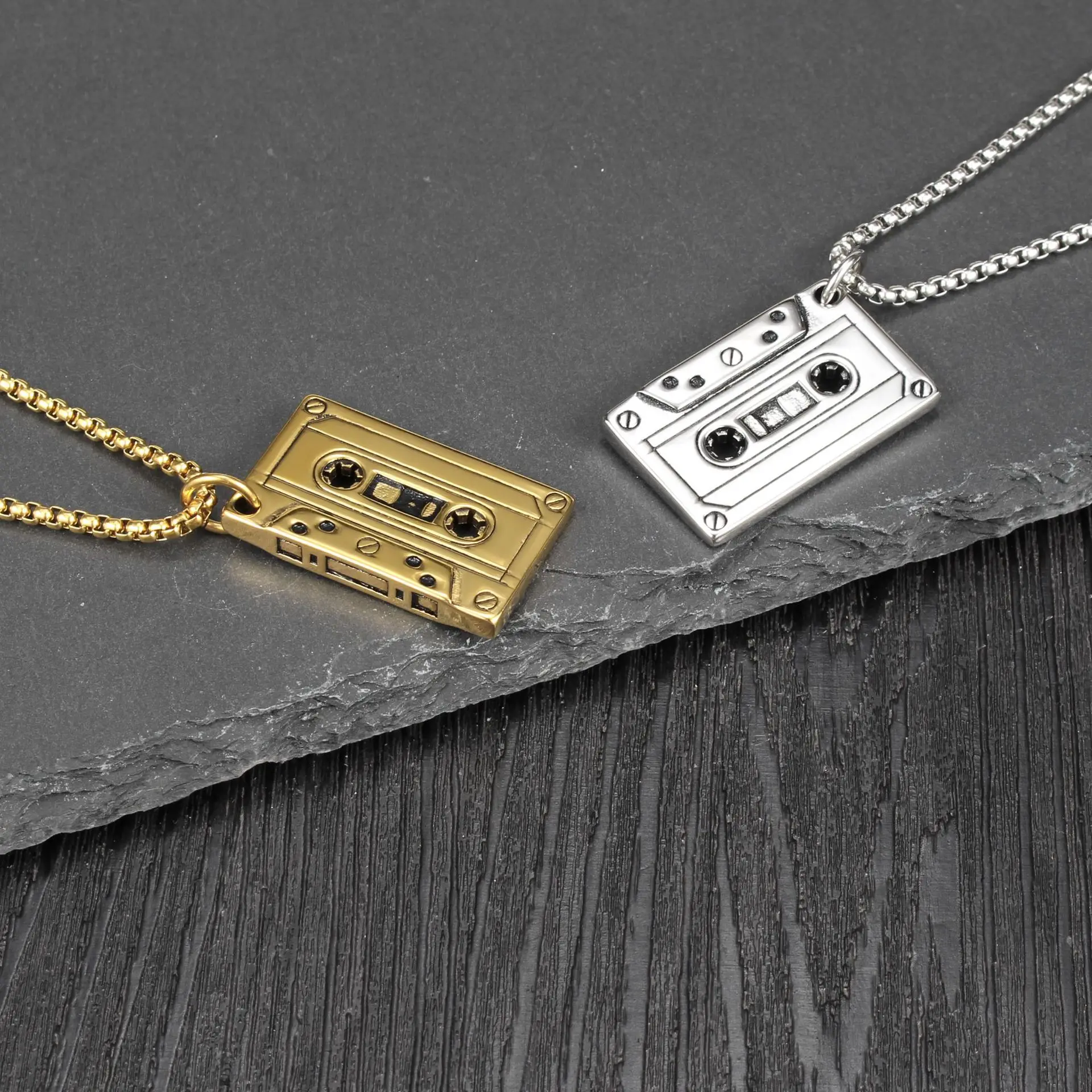 Punk Style Classic Tape Necklace Men Women Fashion 316L Stainless Steel Cassette Pendant Necklace Chain Jewelry Wholesale
Punk Style Classic Tape Necklace Men Women Fashion 316L Stainless Steel Cassette Pendant Necklace Chain Jewelry Wholesale