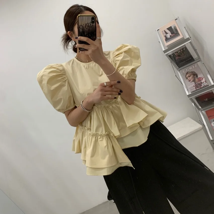 Versatile Fashionable Asymmetrical Shirt Women's Korean Style Regular Fit Inner Wear for All Seasons Casual Street Style
Versatile Fashionable Asymmetrical Shirt Women's Korean Style Regular Fit Inner Wear for All Seasons Casual Street Style