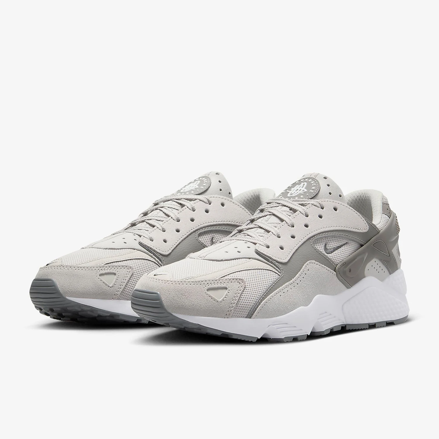 Nike Authentic Air Huarache Runner Men's Low-Top Sneakers DZ3306-004
Nike Authentic Air Huarache Runner Men's Low-Top Sneakers DZ3306-004