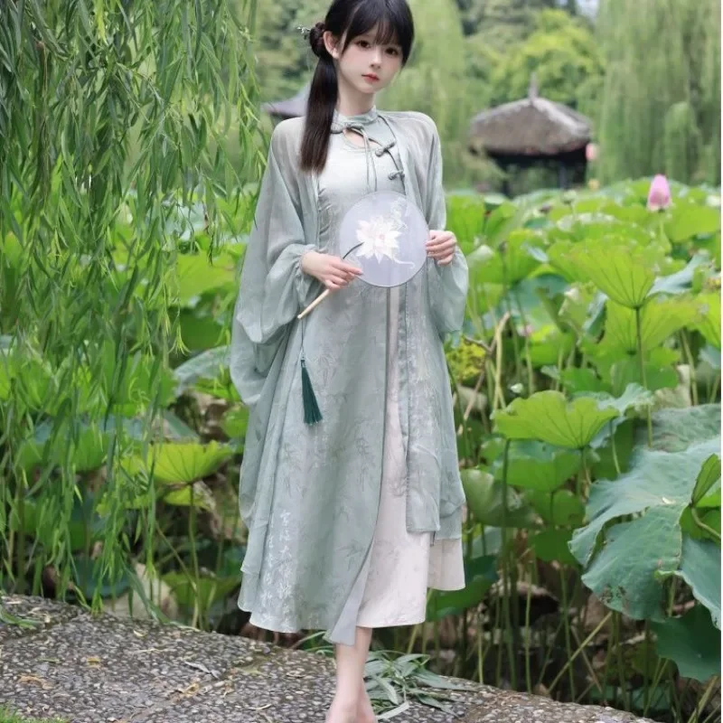 Autumn Elegant Cheongsam Chinese Traditional Clothing for Women Modern Style Green Thin Robe Printed Bamboo Pattern Qipao
Autumn Elegant Cheongsam Chinese Traditional Clothing for Women Modern Style Green Thin Robe Printed Bamboo Pattern Qipao