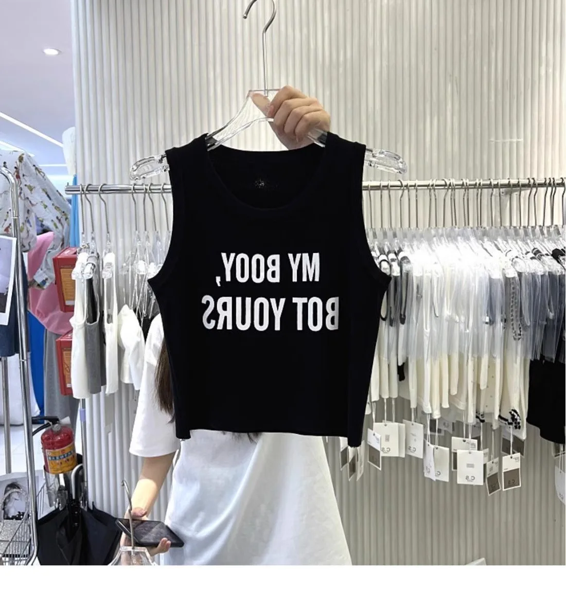 Plus Size Fat Girl Inner Camisole Women's Summer Wear New Sweet and Spicy Niche Short Style Loose and Versatile
Plus Size Fat Girl Inner Camisole Women's Summer Wear New Sweet and Spicy Niche Short Style Loose and Versatile