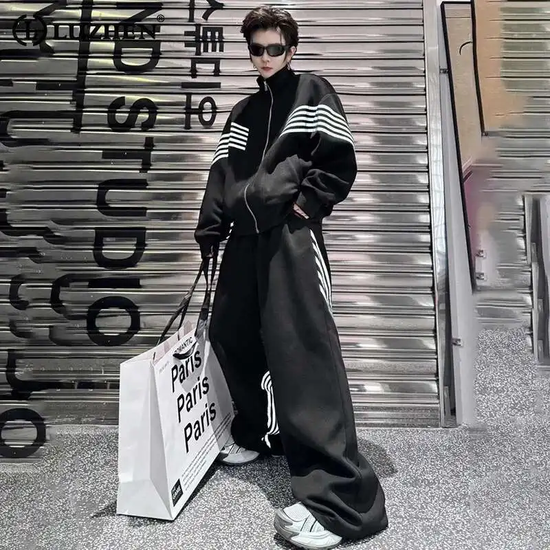 LUZHEN Piece 2025 Fashion Color Contrast Stripe Two Sets Men's Street Sweatshirt Casual Designer Straight Sweatpants LZ8998
LUZHEN Piece 2025 Fashion Color Contrast Stripe Two Sets Men's Street Sweatshirt Casual Designer Straight Sweatpants LZ8998