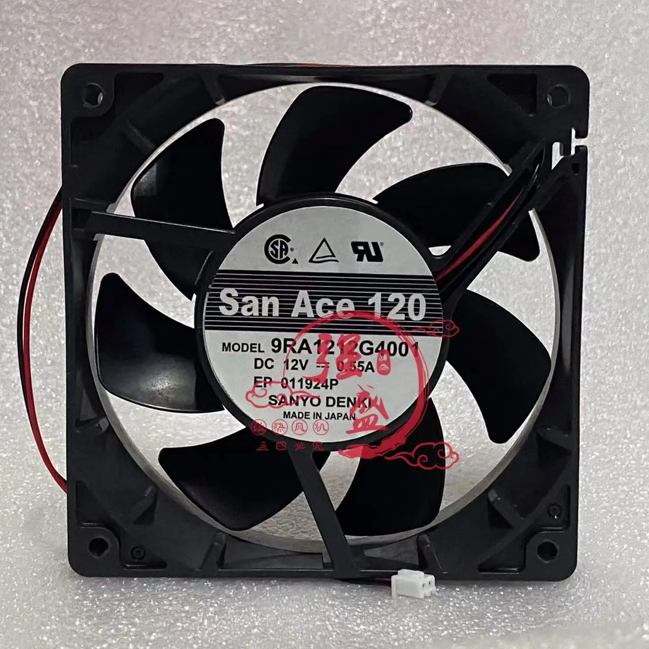 SANYO DENKI 9RA1212G4001 DC 12 В 0,55 А 120x120x25 мм 2-проводной охлаждающий вентилятор для сервера
SANYO DENKI 9RA1212G4001 DC 12 В 0,55 А 120x120x25 мм 2-проводной охлаждающий вентилятор для сервера