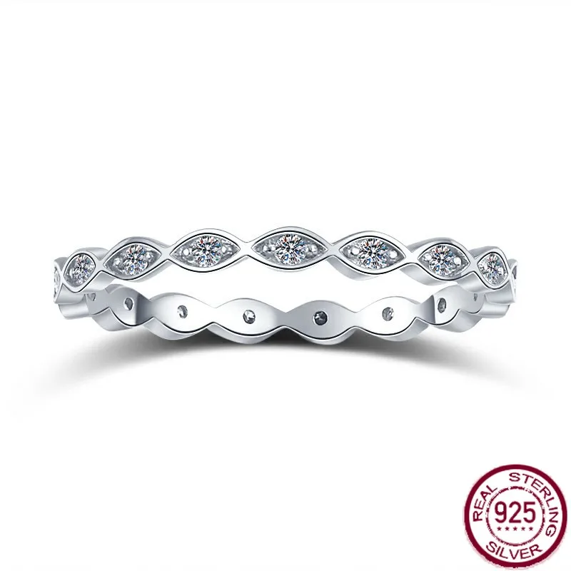 New S925 sterling silver plated 18K diamond layered ring, fashionable and simple moissanite diamond ring, wedding jewelry
New S925 sterling silver plated 18K diamond layered ring, fashionable and simple moissanite diamond ring, wedding jewelry
