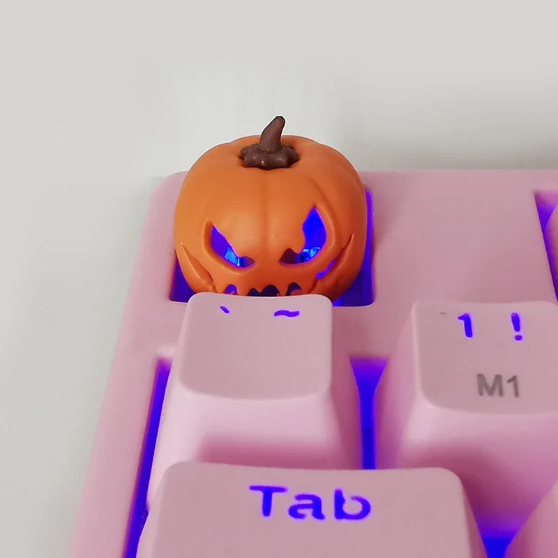 1Pcs Hot Sale Translucent Halloween Pumpkin Resin Keycaps MX Cross Switch for Mechanical Keyboard Accessories Gift for Friends
1Pcs Hot Sale Translucent Halloween Pumpkin Resin Keycaps MX Cross Switch for Mechanical Keyboard Accessories Gift for Friends