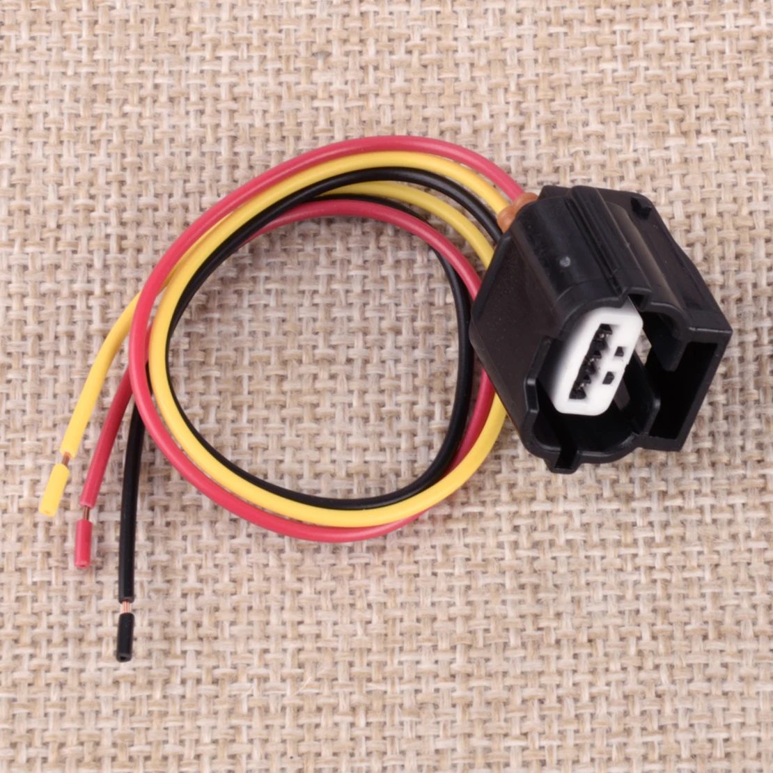Новый разъем заднего светодиодного фонаря 8153652C80, подходит для Toyota Camry C-HR Lexus LS500/LS500h 2018 2019 2020 2021 2022
Новый разъем заднего светодиодного фонаря 8153652C80, подходит для Toyota Camry C-HR Lexus LS500/LS500h 2018 2019 2020 2021 2022