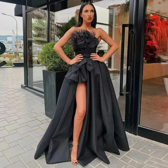 Strapless Feather Draped Satin Prom Dress Custom Made Formal Party Gowns Black High Split Evening Dresses
Strapless Feather Draped Satin Prom Dress Custom Made Formal Party Gowns Black High Split Evening Dresses