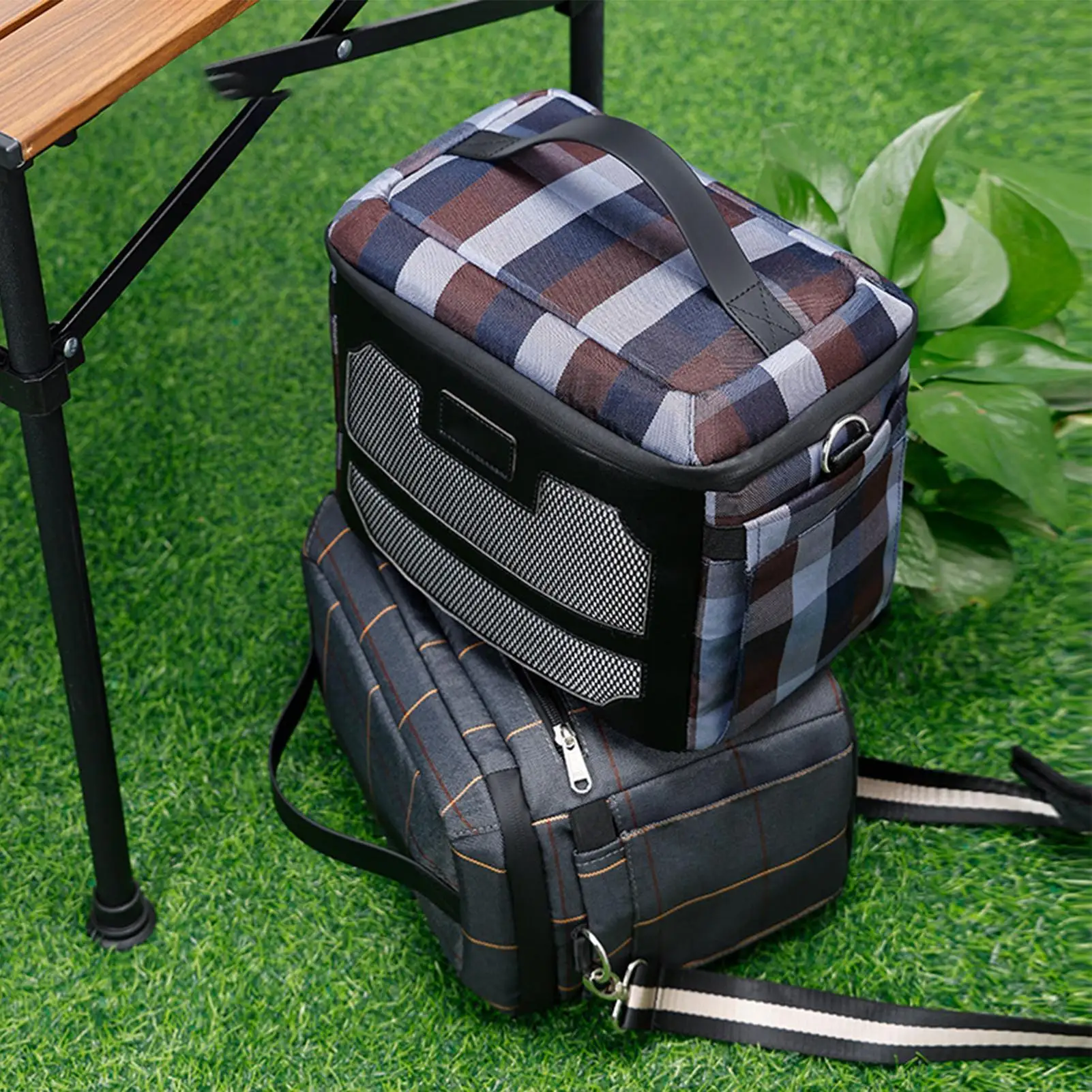 Travel Cooler Bag Insulated Waterproof Lunch Container Leakproof Ice Chest For Campers Hikers Families Travelers Fishermen
Travel Cooler Bag Insulated Waterproof Lunch Container Leakproof Ice Chest For Campers Hikers Families Travelers Fishermen