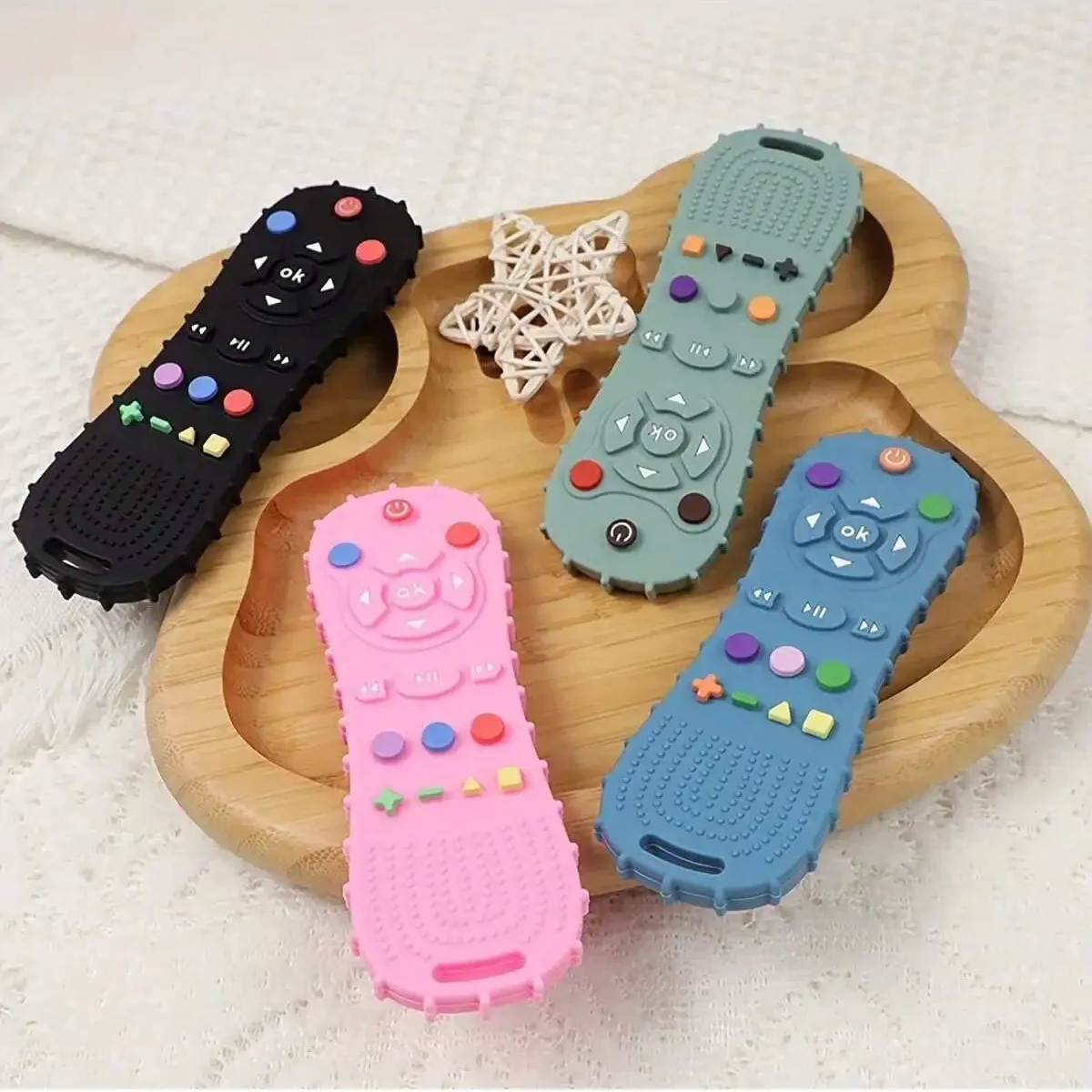 1 шт. силиконовый прорезыватель для младенцев в форме пульта ДУ, для детей 0-6 и 6-12 месяцев, игрушка для жевания
1 шт. силиконовый прорезыватель для младенцев в форме пульта ДУ, для детей 0-6 и 6-12 месяцев, игрушка для жевания