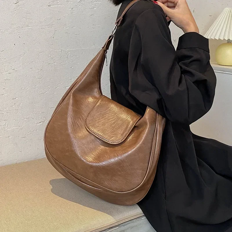 Soft Leather Tote Big Bag New Fashion Shoulder Commuter Large Capacity Handbags for Women Designer Bags Luxury
Soft Leather Tote Big Bag New Fashion Shoulder Commuter Large Capacity Handbags for Women Designer Bags Luxury