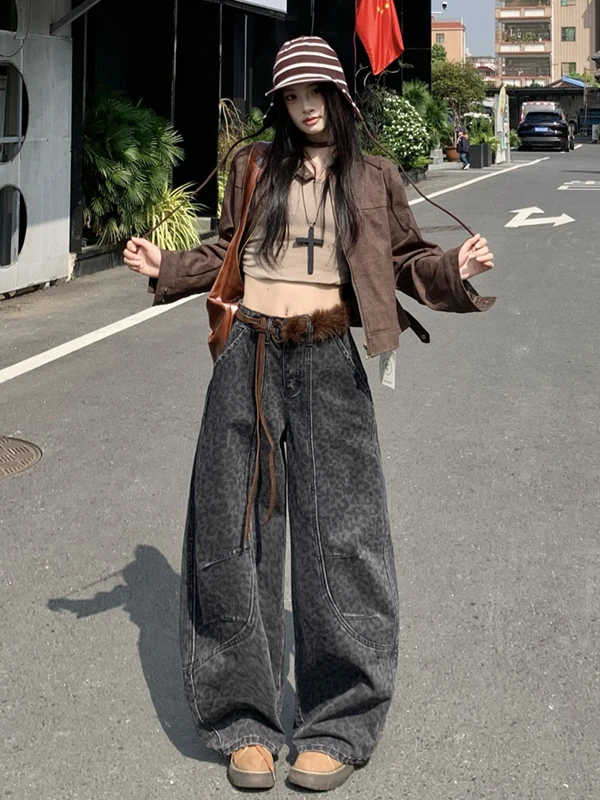 Washed American High Street Leopard Print Jeans Women's Summer New Loose Casual Pants Bend Knife Shape Wide Leg Jeans
Washed American High Street Leopard Print Jeans Women's Summer New Loose Casual Pants Bend Knife Shape Wide Leg Jeans