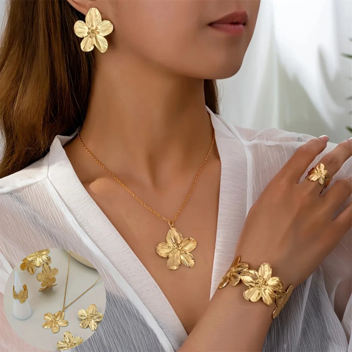 5pcs Elegant Golden-Tone Floral Jewelry Set - Vintage Style, Includes Necklace, Bracelet, Ring,and Earrings Ideal for Daily Wear
5pcs Elegant Golden-Tone Floral Jewelry Set - Vintage Style, Includes Necklace, Bracelet, Ring,and Earrings Ideal for Daily Wear