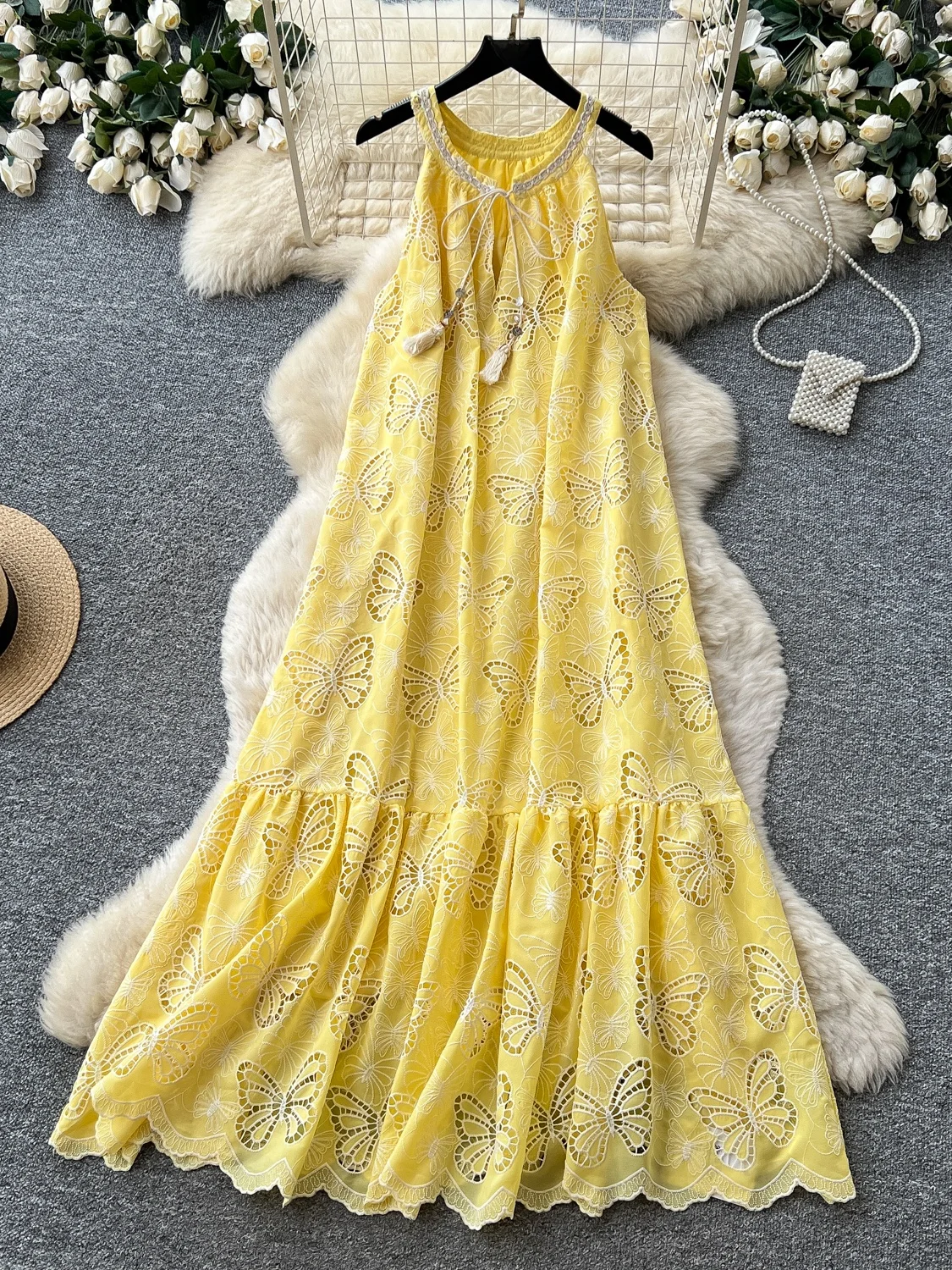 Summer Vacation Style 3D Embroidery Necklace Women's High Waist A-Line Long Dress Korean Version Elegant Feeling
Summer Vacation Style 3D Embroidery Necklace Women's High Waist A-Line Long Dress Korean Version Elegant Feeling