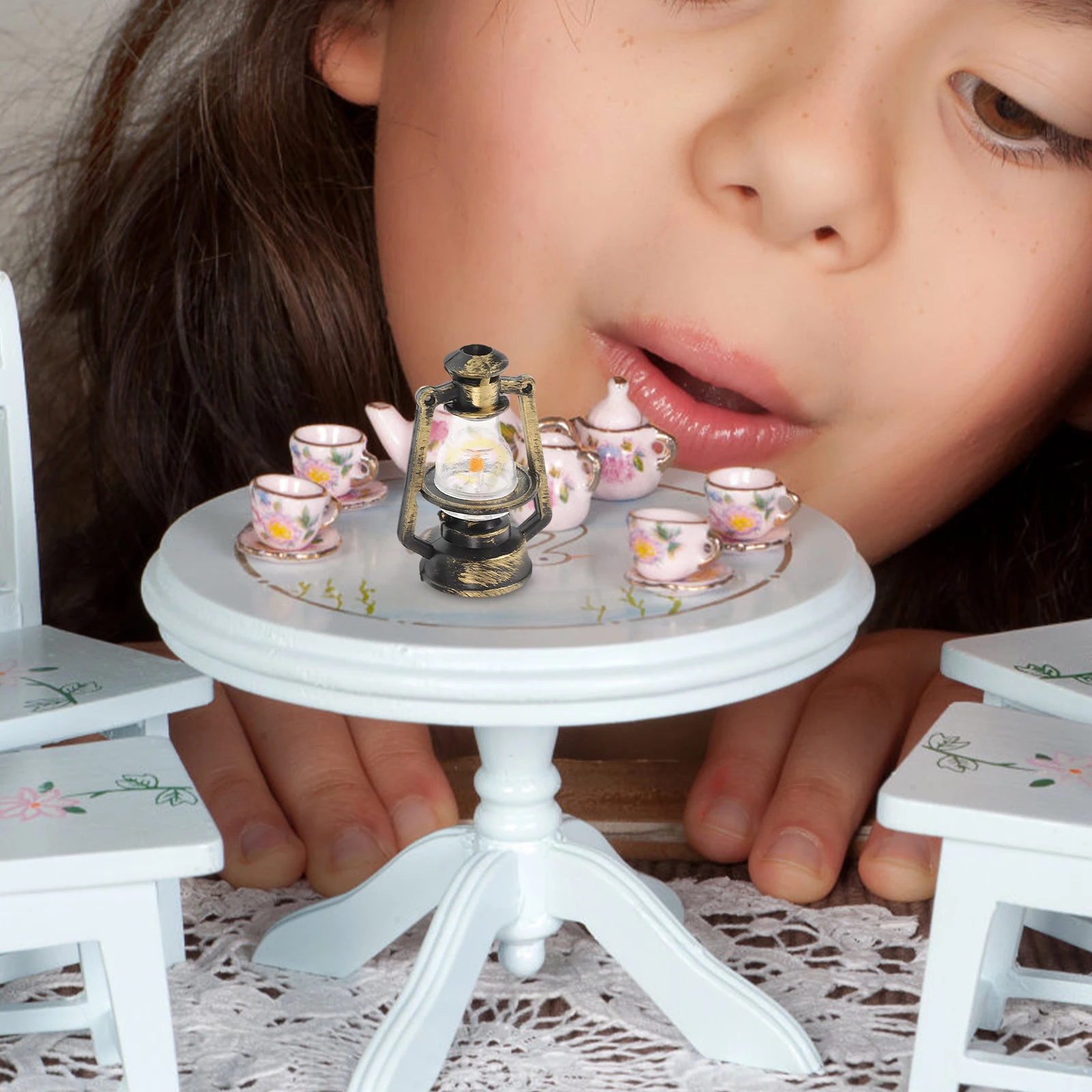 5Pcs Mini Retro Lamp Dollhouse Mini Lights for Craft Supplies Collection Display and Miniature Interior Design
5Pcs Mini Retro Lamp Dollhouse Mini Lights for Craft Supplies Collection Display and Miniature Interior Design