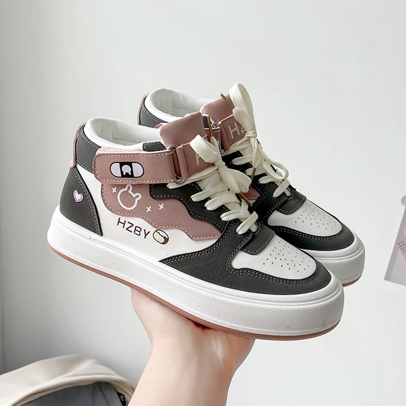 2025 Spring new women's shoes tide cool black and white high-top shoes sports leisure board comfortable
2025 Spring new women's shoes tide cool black and white high-top shoes sports leisure board comfortable