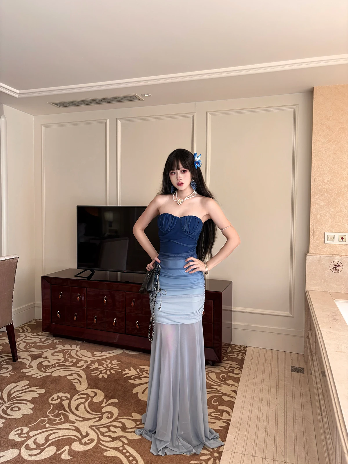 Gege Shop Blue Gradient Strapless Dress Tulle Skirt Fish Tail Slim Fit Holiday Beach Long Dress Casual Style High Waist Mesh ...
Gege Shop Blue Gradient Strapless Dress Tulle Skirt Fish Tail Slim Fit Holiday Beach Long Dress Casual Style High Waist Mesh ...