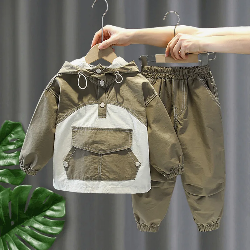 New Boys' Spring and Autumn Splicing Children's Sets Sports Two-piece Style Handsome Trendy Casual Sports Suit Clothes Boys
New Boys' Spring and Autumn Splicing Children's Sets Sports Two-piece Style Handsome Trendy Casual Sports Suit Clothes Boys