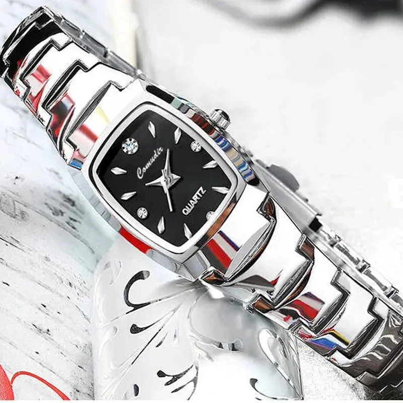 Женские часы из вольфрамовой стали, простые и элегантные женские часы, женские кварцевые часы с маленьким циферблатом
Женские часы из вольфрамовой стали, простые и элегантные женские часы, женские кварцевые часы с маленьким циферблатом