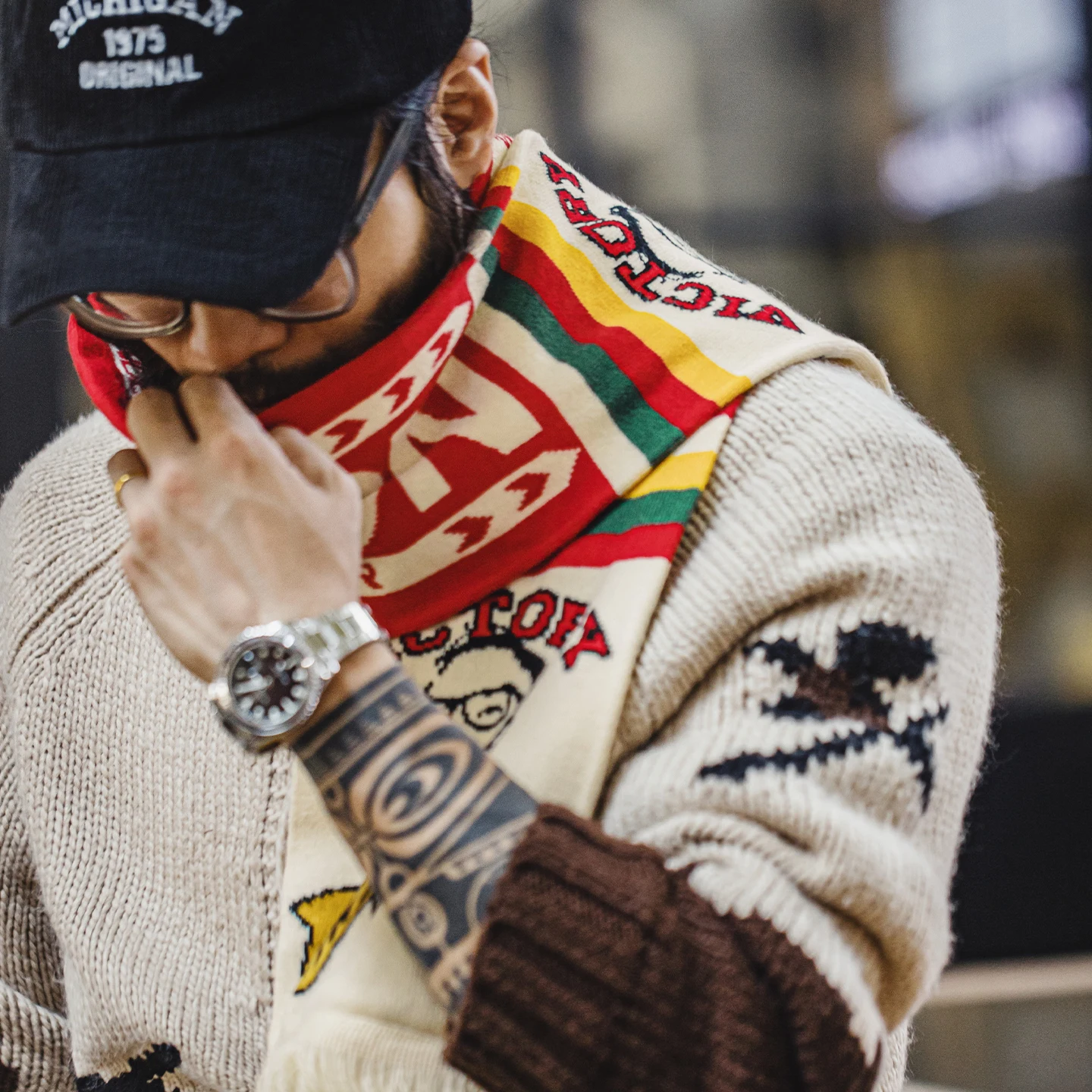 Maden WIN LIFE Champion Fans Scarf Unisex Red Knitted Jacquard Warm Tassel Shawl Cashmere-Like Soft Winter Gift
Maden WIN LIFE Champion Fans Scarf Unisex Red Knitted Jacquard Warm Tassel Shawl Cashmere-Like Soft Winter Gift