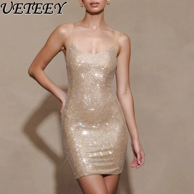 Новое облегающее короткое платье-боди в стиле легкой роскоши для женщин 2026 года, без рукавов, на бретельках, сексуальное, стройнящее, украшенное пайетками, платье-жилет
Новое облегающее короткое платье-боди в стиле легкой роскоши для женщин 2026 года, без рукавов, на бретельках, сексуальное, стройнящее, украшенное пайетками, платье-жилет