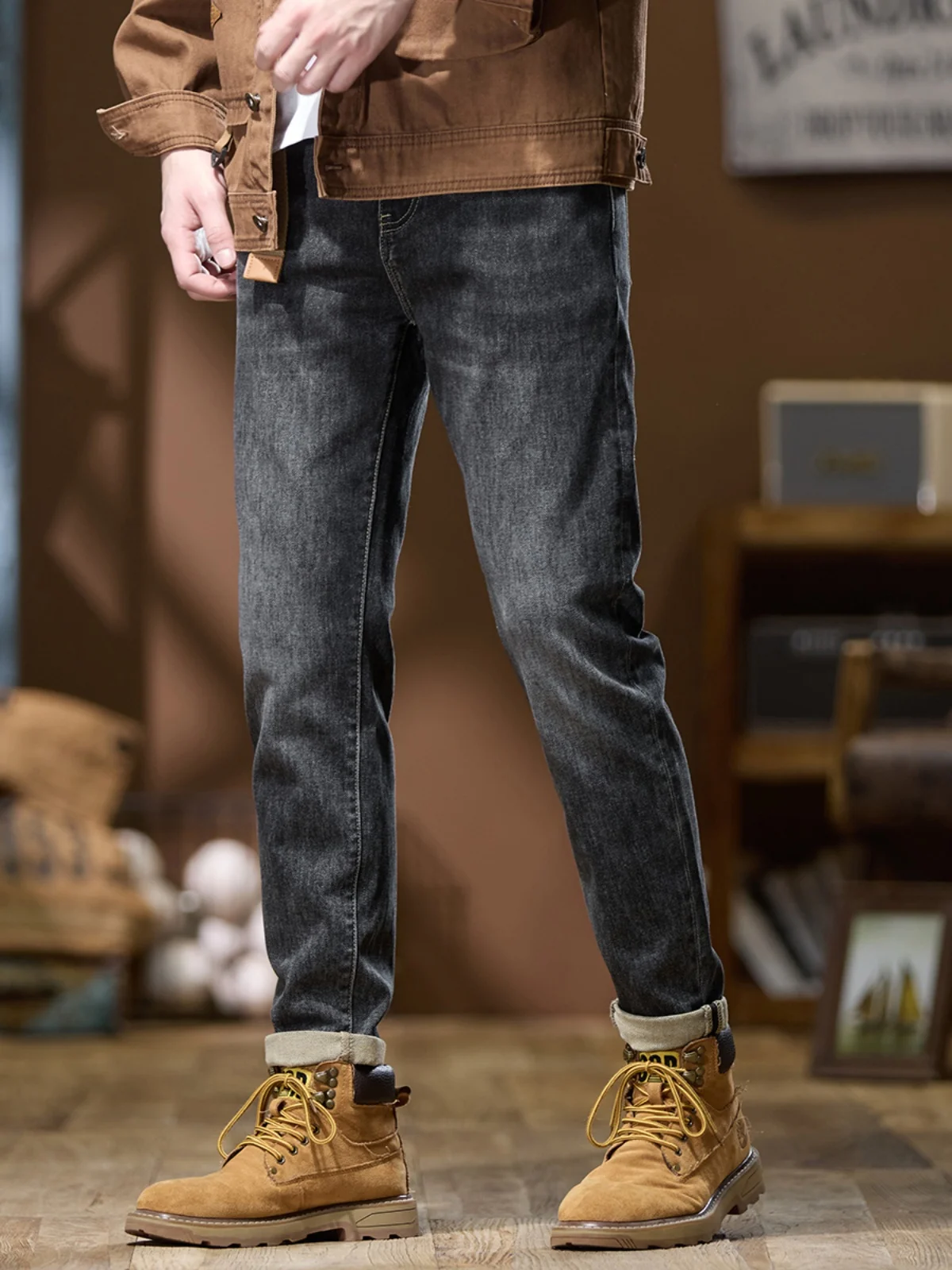 Faionable Slim Fit Men's Jeans Casual Embroidered Elastic Cotton Denim Pants Spring Autumn Wear Comfortable Lightweight
Faionable Slim Fit Men's Jeans Casual Embroidered Elastic Cotton Denim Pants Spring Autumn Wear Comfortable Lightweight
