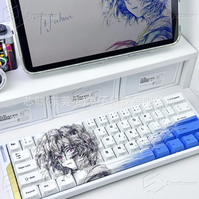 Клавиши Ayanami Rei с линейным рисунком, полупрозрачные PBT-клавиши с сублимационной печатью, высококачественные визуальные клавиши для клавиатуры с магнитными переключателями
Клавиши Ayanami Rei с линейным рисунком, полупрозрачные PBT-клавиши с сублимационной печатью, высококачественные визуальные клавиши для клавиатуры с магнитными переключателями