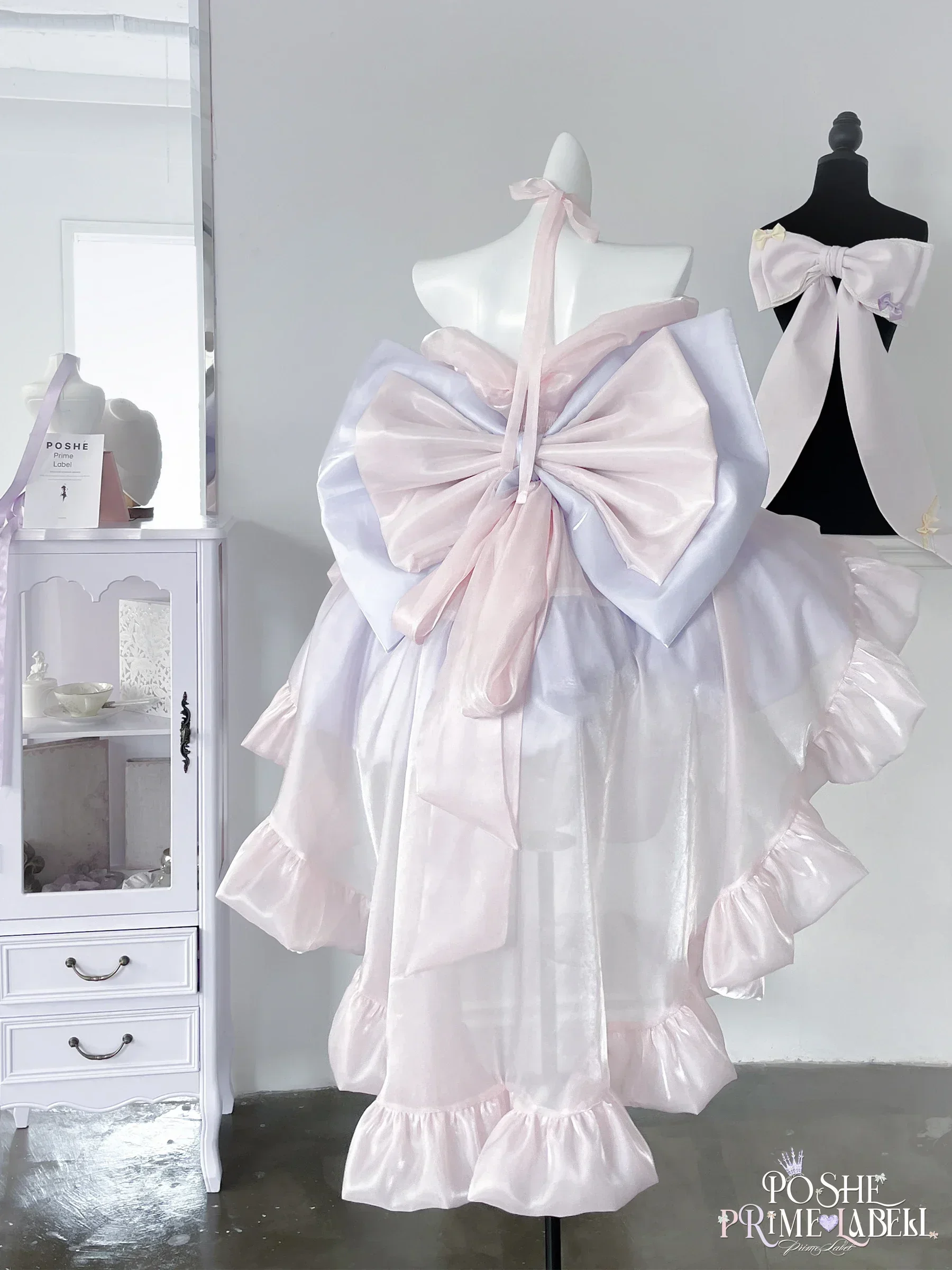 New Sweet Girl Women Princess Lolita Dress Strapless Off Shoulder Pink Purple Patchwork Slim Big Bow Trailing Short Party Dress 
New Sweet Girl Women Princess Lolita Dress Strapless Off Shoulder Pink Purple Patchwork Slim Big Bow Trailing Short Party Dress