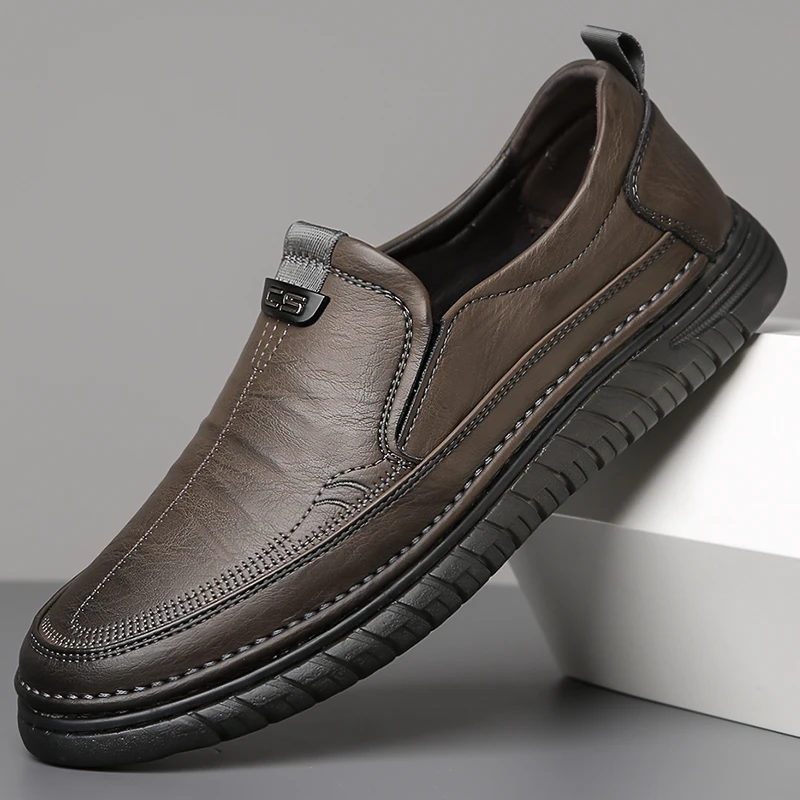 High Quality Men Comfortable Round Toe Casual Slip on Leather Shoes Fashionable Brand Spring Breathable Soft Sole Sewn Loafers
High Quality Men Comfortable Round Toe Casual Slip on Leather Shoes Fashionable Brand Spring Breathable Soft Sole Sewn Loafers