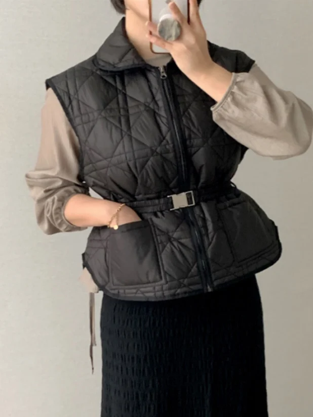 Winter Faion Women's Svel Stand Collar Warm Vest Jaet Outerwear Versatile Sli Trendy Polyester Thiened Zipper
Winter Faion Women's Svel Stand Collar Warm Vest Jaet Outerwear Versatile Sli Trendy Polyester Thiened Zipper