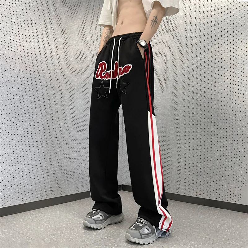 Loose Baskeall Sweatpants for Men with Towel Embroidery Dstring Casual Long Trousers Street Sle Hip Hop Trendy Striped...
Loose Baskeall Sweatpants for Men with Towel Embroidery Dstring Casual Long Trousers Street Sle Hip Hop Trendy Striped...