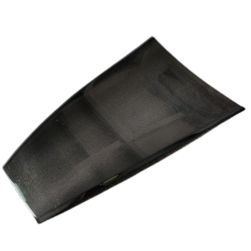 Carbon fiber engine hood decorative body kit for Maserati Levante 2016-2021 car modification
Carbon fiber engine hood decorative body kit for Maserati Levante 2016-2021 car modification
