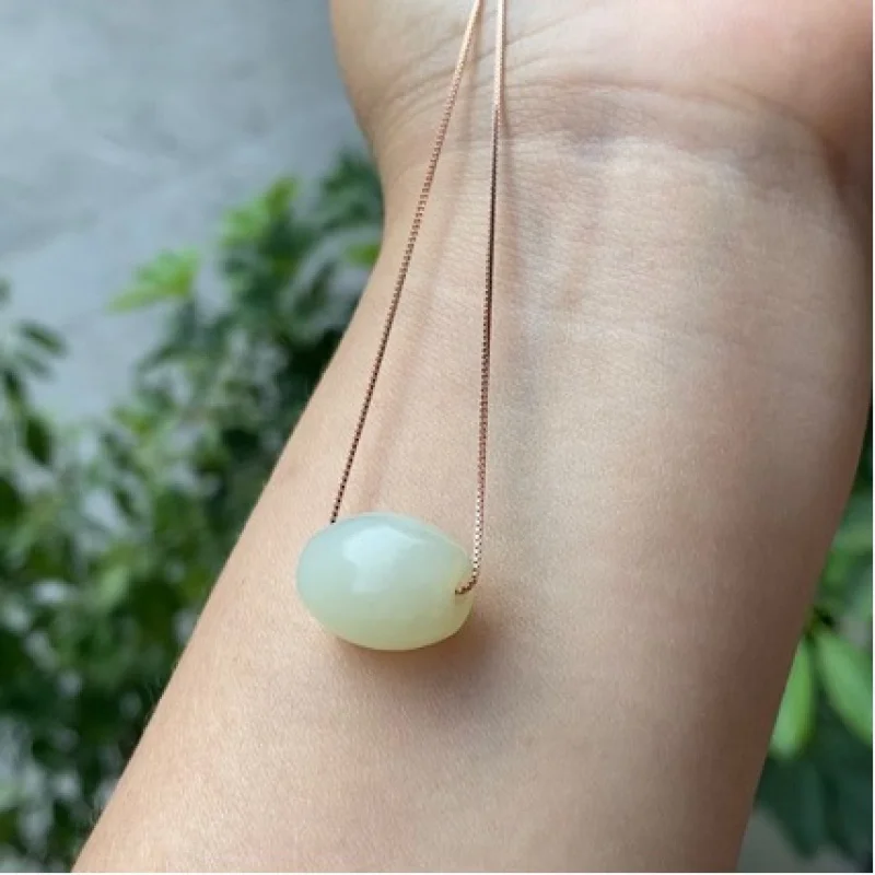 Hetian Road of All Things Women, Green and White Fortune Bead Pendant, Natural Jade Necklace, Collarbone C
Hetian Road of All Things Women, Green and White Fortune Bead Pendant, Natural Jade Necklace, Collarbone C