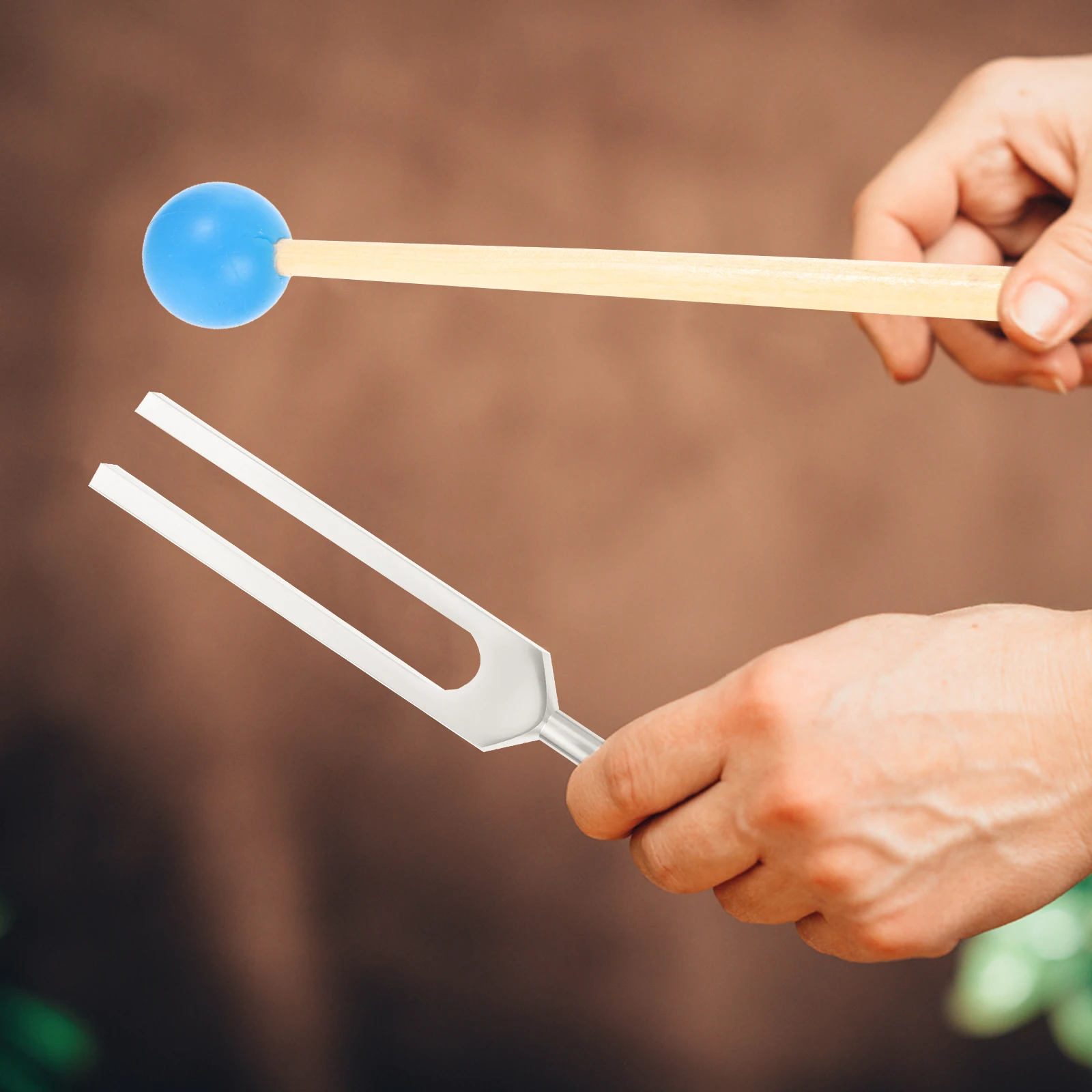 1 комплект камертонов из алюминиевого сплава, деревянная коробка, резонансный комплект, музыкальный инструмент, обучающий камертон, обучающий инструмент для экспериментов
1 комплект камертонов из алюминиевого сплава, деревянная коробка, резонансный комплект, музыкальный инструмент, обучающий камертон, обучающий инструмент для экспериментов