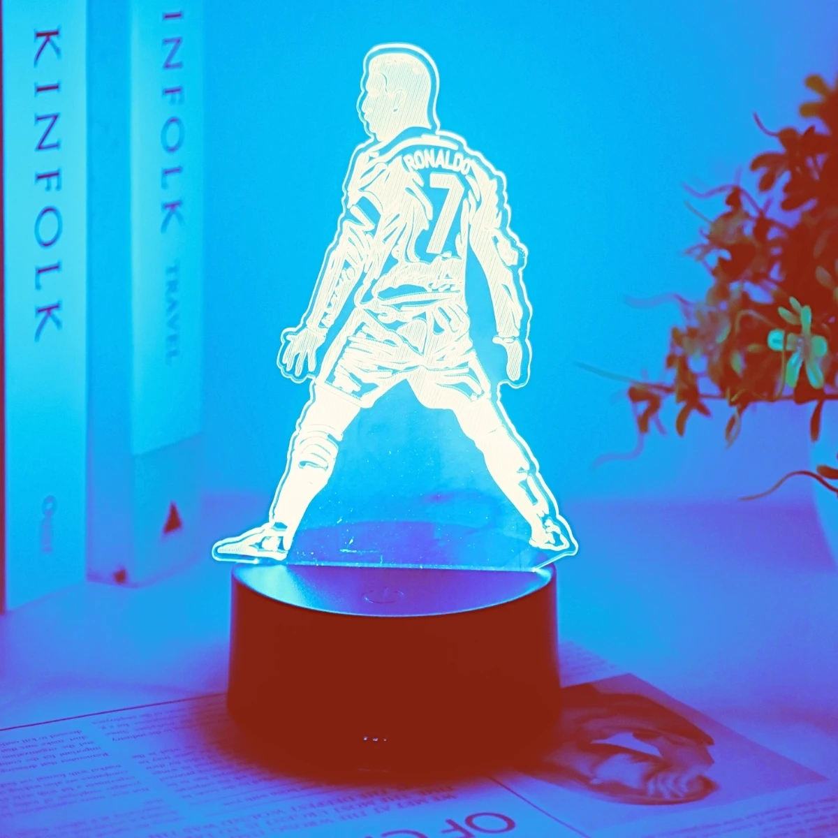 3D football player night light, 7-color cycle conversion, fan favorite gift, room decoration
3D football player night light, 7-color cycle conversion, fan favorite gift, room decoration