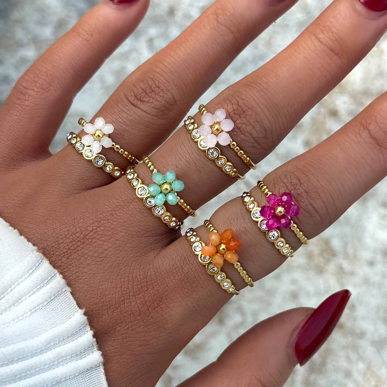 Exquisite Colorful Zircon Flower Design Stainless Steel Rings 18K Gold Plated Waterproof Jewelry For Daily Wear Vacation Seaside
Exquisite Colorful Zircon Flower Design Stainless Steel Rings 18K Gold Plated Waterproof Jewelry For Daily Wear Vacation Seaside