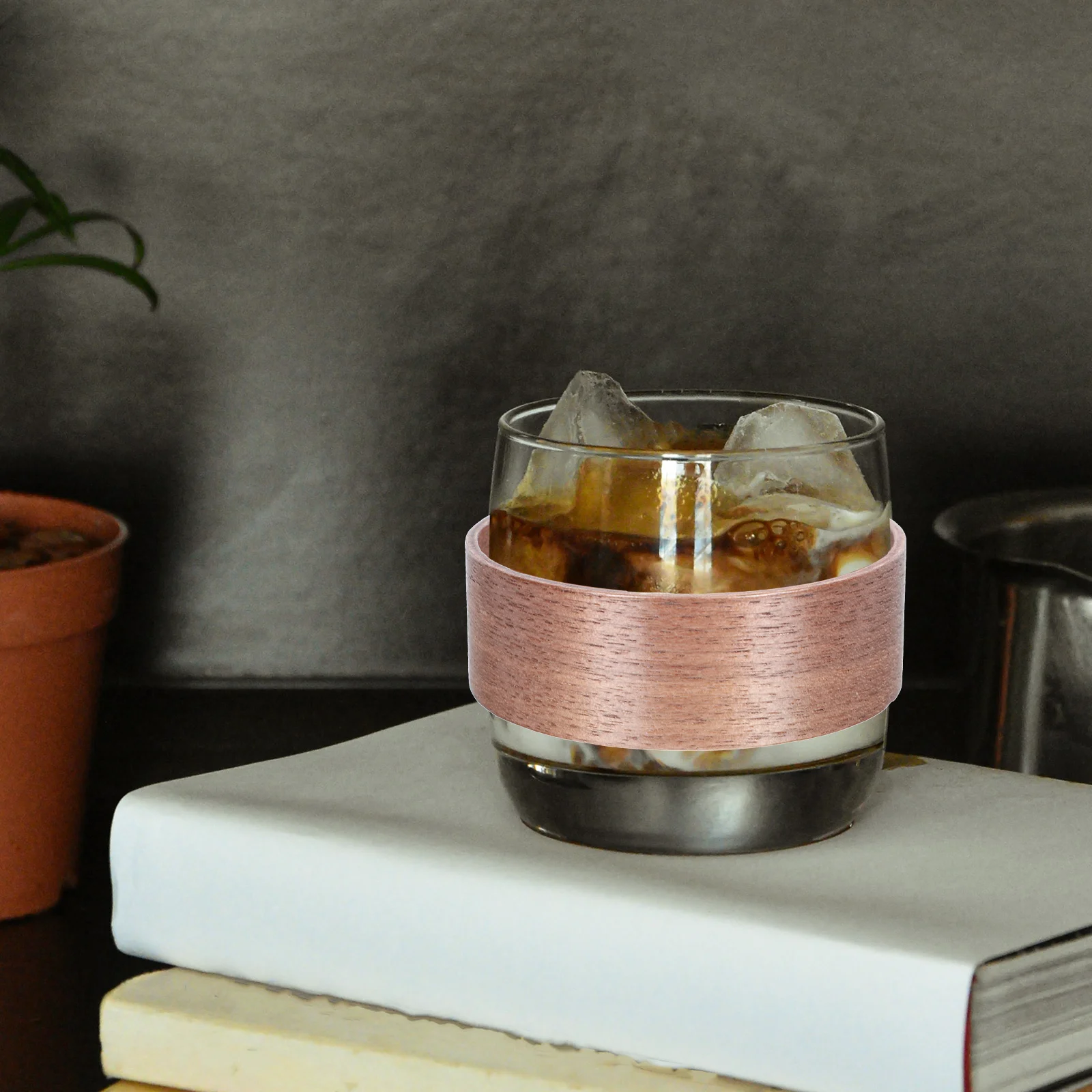 2 шт. изолированные деревянные рукава для чашек, защита от тепла, уютная для кружки со льдом, бутылка, многоразовая легкая крышка для напитков, кухня для хранения 
2 шт. изолированные деревянные рукава для чашек, защита от тепла, уютная для кружки со льдом, бутылка, многоразовая легкая крышка для напитков, кухня для хранения