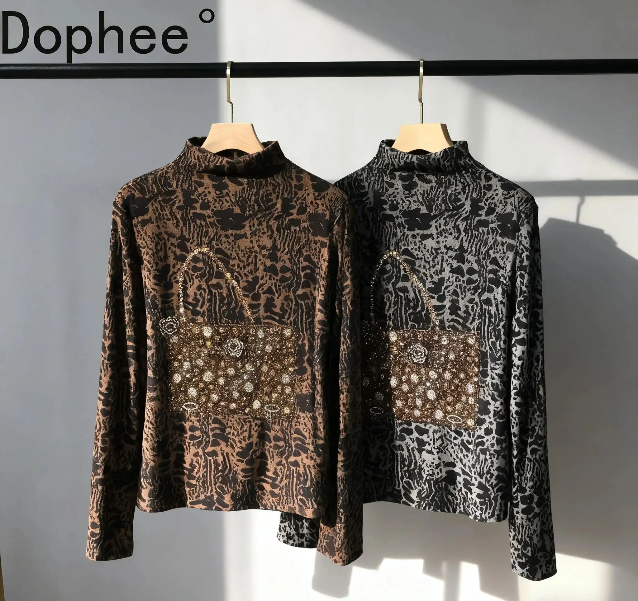 Fashion Lady 2025 New Autumn Winter Long Sleeve Basic Tees High Collar Slim Pullover Top Shiny Diamonds Leopard Women T-shirts
Fashion Lady 2025 New Autumn Winter Long Sleeve Basic Tees High Collar Slim Pullover Top Shiny Diamonds Leopard Women T-shirts
