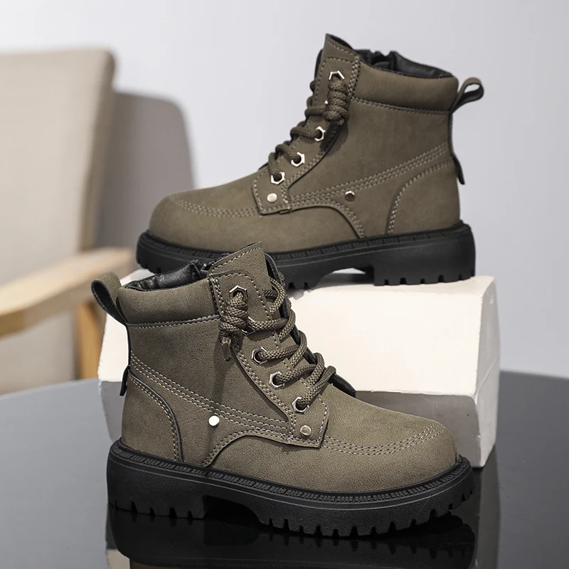 Winter Boys Pu Leather Boots Fashion Plush Warm Outdoor Non-slip Kids Casual Shoes Cool Luxury Retro Childrens Boots Size 27-38
Winter Boys Pu Leather Boots Fashion Plush Warm Outdoor Non-slip Kids Casual Shoes Cool Luxury Retro Childrens Boots Size 27-38