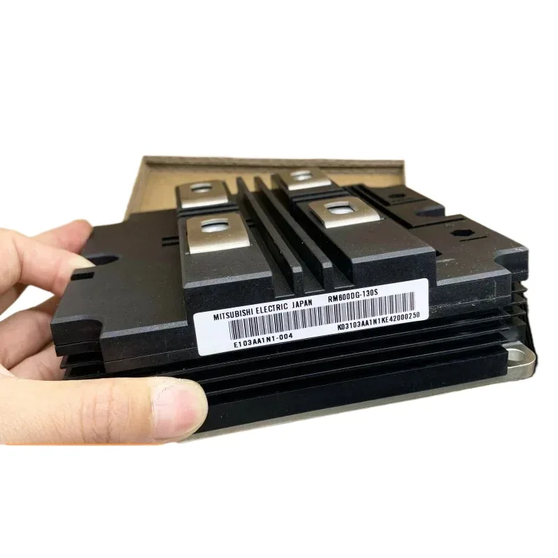 RM600DG-130H RM600DG-130S DD200S65K DD500S65K DD600S65K DD700S65K 5SLD600J650100 IGBT module
RM600DG-130H RM600DG-130S DD200S65K DD500S65K DD600S65K DD700S65K 5SLD600J650100 IGBT module