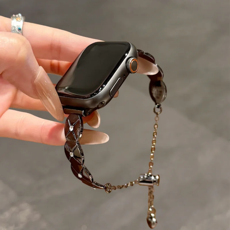 Retro luxury style watch strap compatible with iWatch watch strap 38mm 40mm 41mm 42mm 44mm 45mm 49mm fashionable handmade watch
Retro luxury style watch strap compatible with iWatch watch strap 38mm 40mm 41mm 42mm 44mm 45mm 49mm fashionable handmade watch
