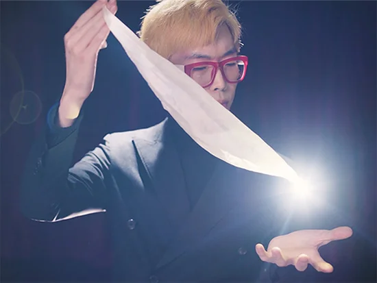 Floating Light Dimension L by Magicat Stage Magie Tricks Mentalism Magia Illusion Gimmick Magician Prop Levitating Visual Effect
Floating Light Dimension L by Magicat Stage Magie Tricks Mentalism Magia Illusion Gimmick Magician Prop Levitating Visual Effect