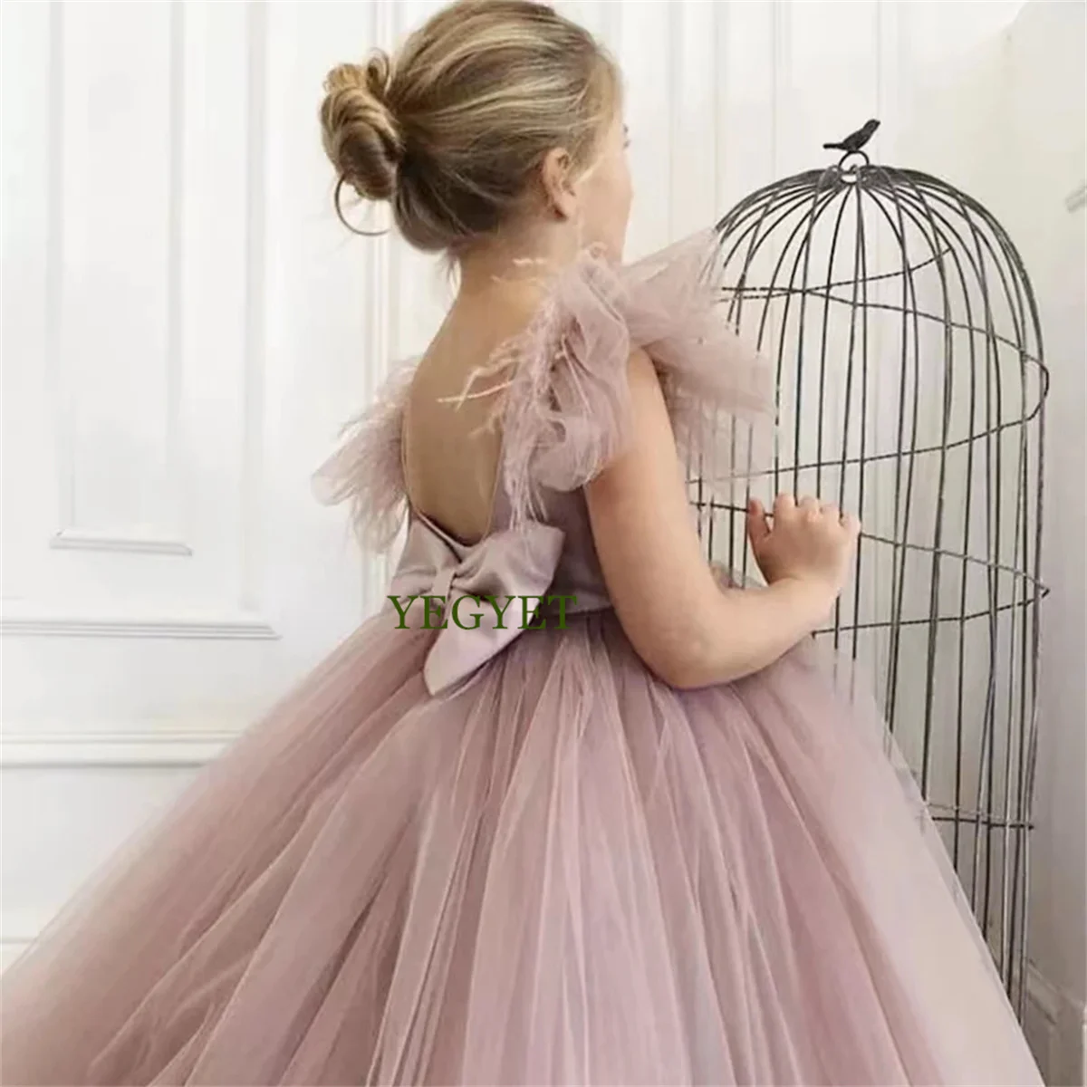 CustomPink Flower Girl Dresses Princess Birthday Party Gown Short sleeves Elegant Kids Bridal Dress First Communion With Child
CustomPink Flower Girl Dresses Princess Birthday Party Gown Short sleeves Elegant Kids Bridal Dress First Communion With Child