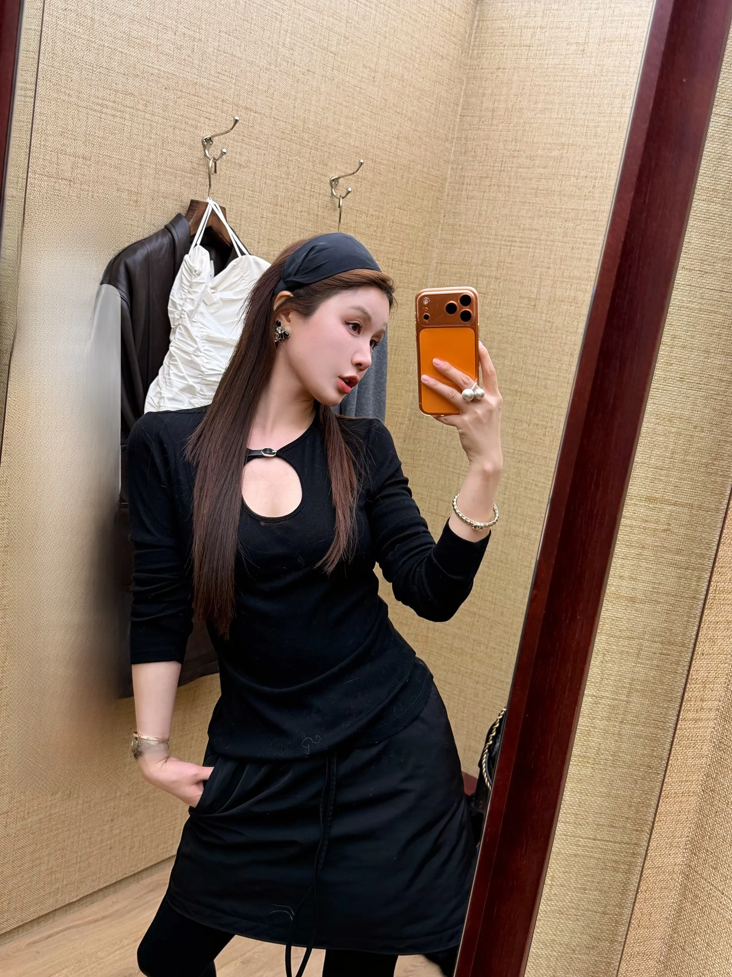 Ele Ballet Hollow out Knitwear Women's Design Sensation Retro Aosphere Knitted irt round Ne ort Sle Long Sve
Ele Ballet Hollow out Knitwear Women's Design Sensation Retro Aosphere Knitted irt round Ne ort Sle Long Sve